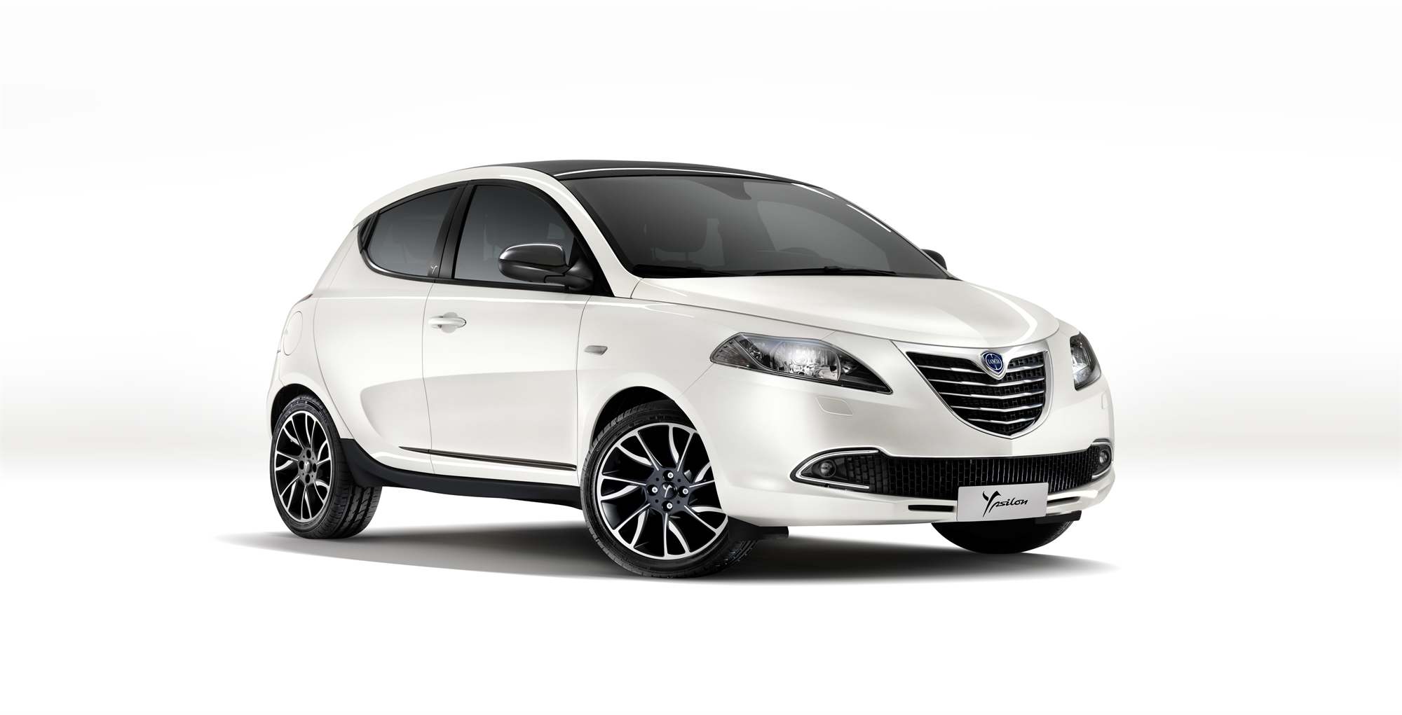 Precio y ficha técnica del LANCIA Ypsilon Pequeño