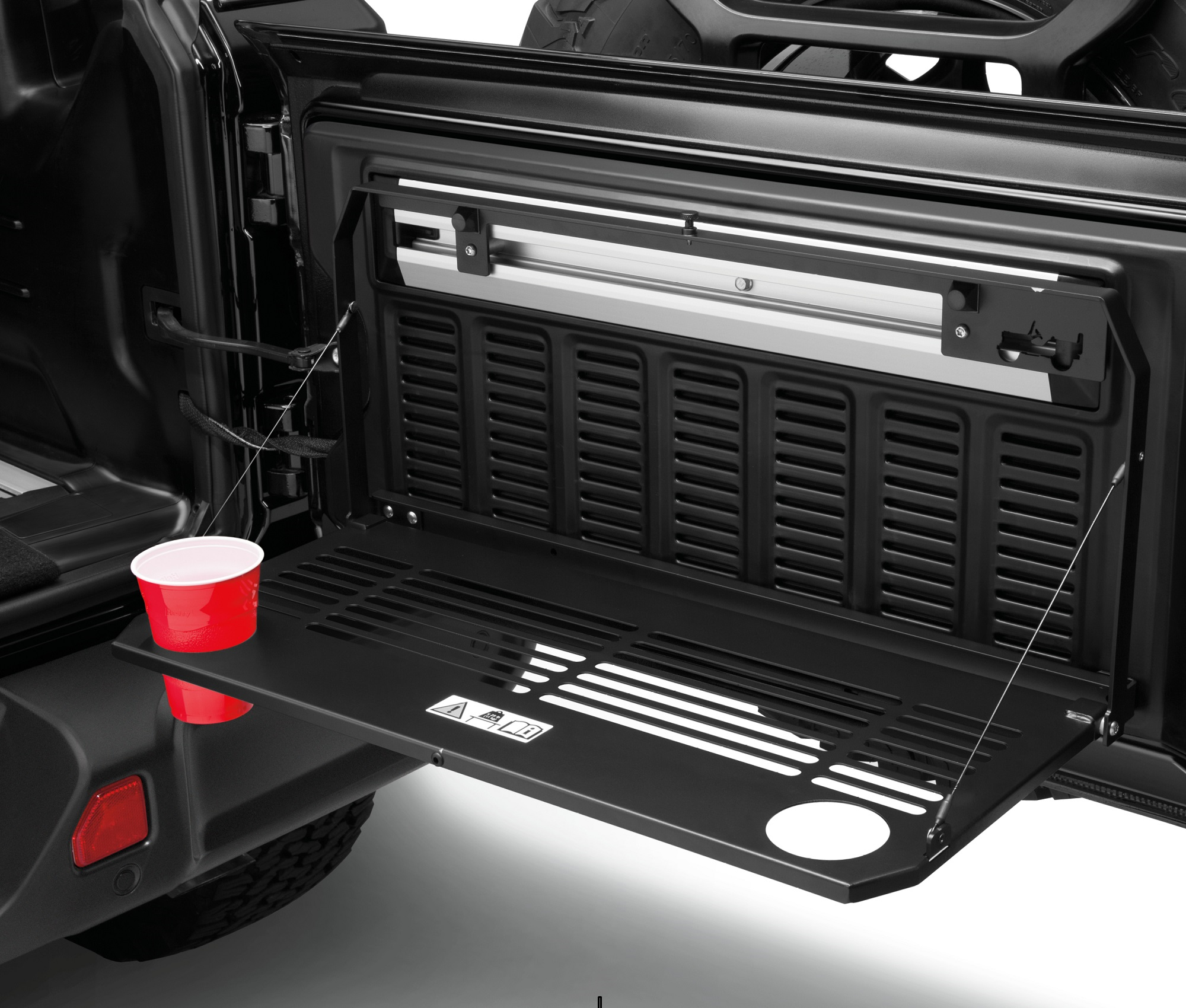 TAVOLINO RIPIEGABILE SU PORTELLONE  jeep