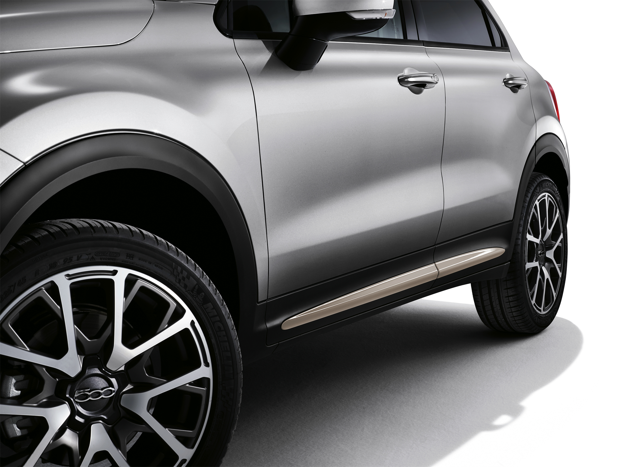 Beige Seitenabschlüsse für Türen für Fiat 500X  undefined