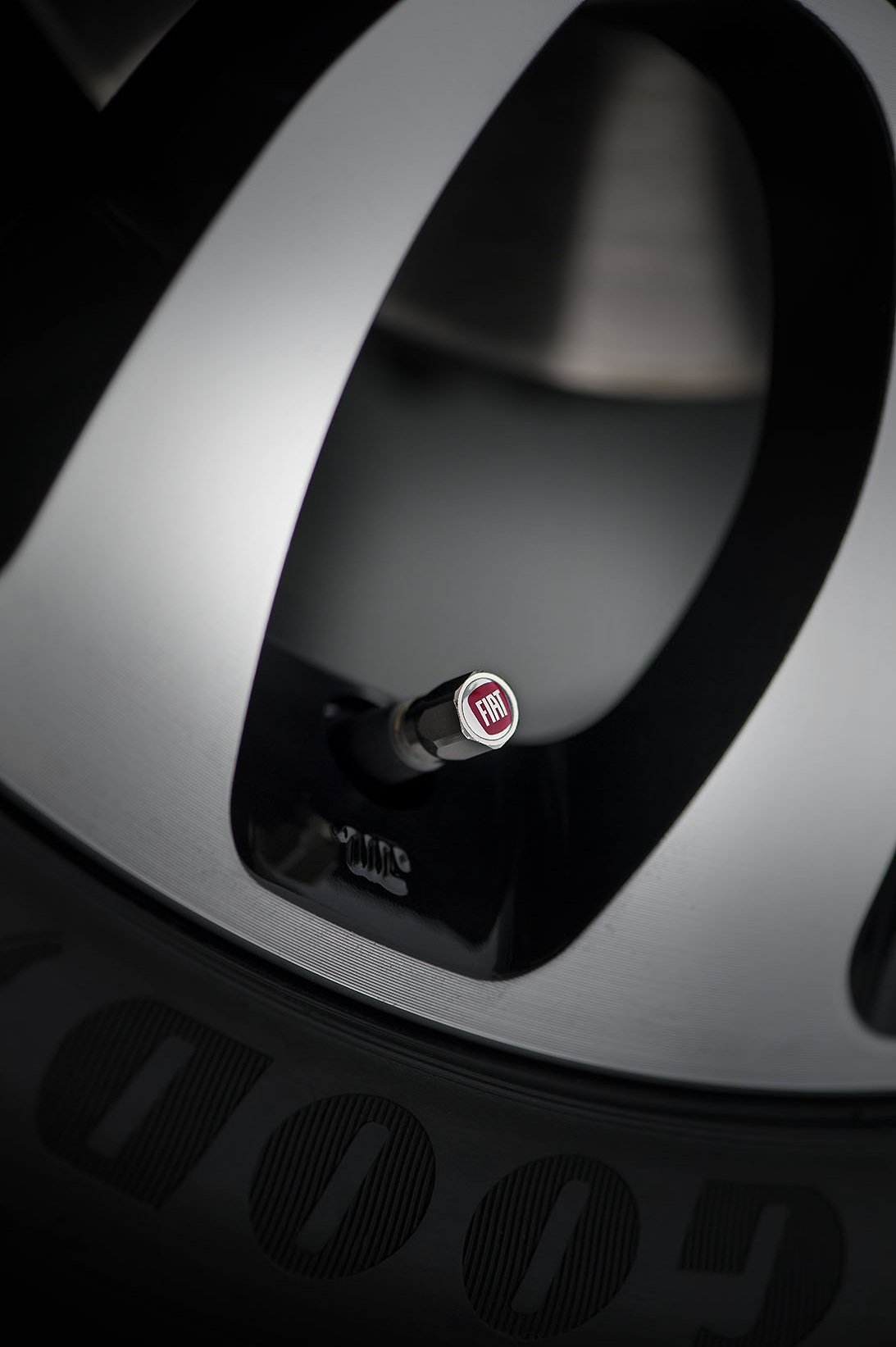 Tappi coprivalvole pneumatici con logo Fiat  fiat