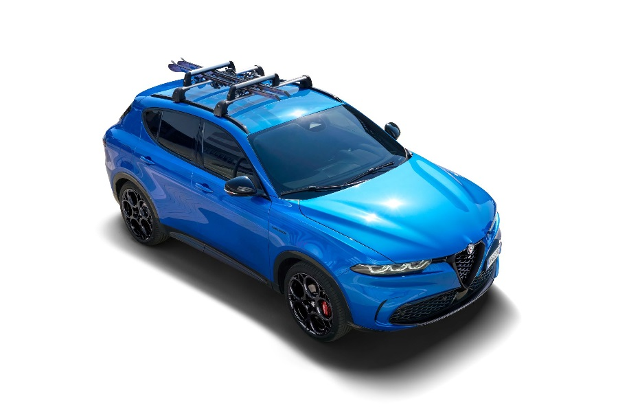 Porte skis ou snowboard sur barres de toit  alfa-romeo