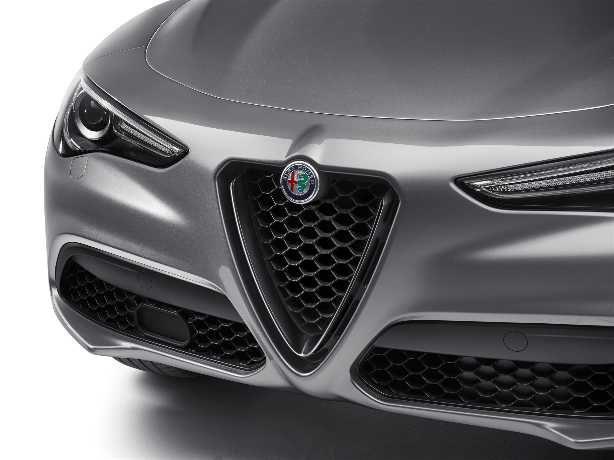 Griglia Frontale Con Inserto ''V'' In Miron Opaco Per Versioni Stelvio E Super  undefined