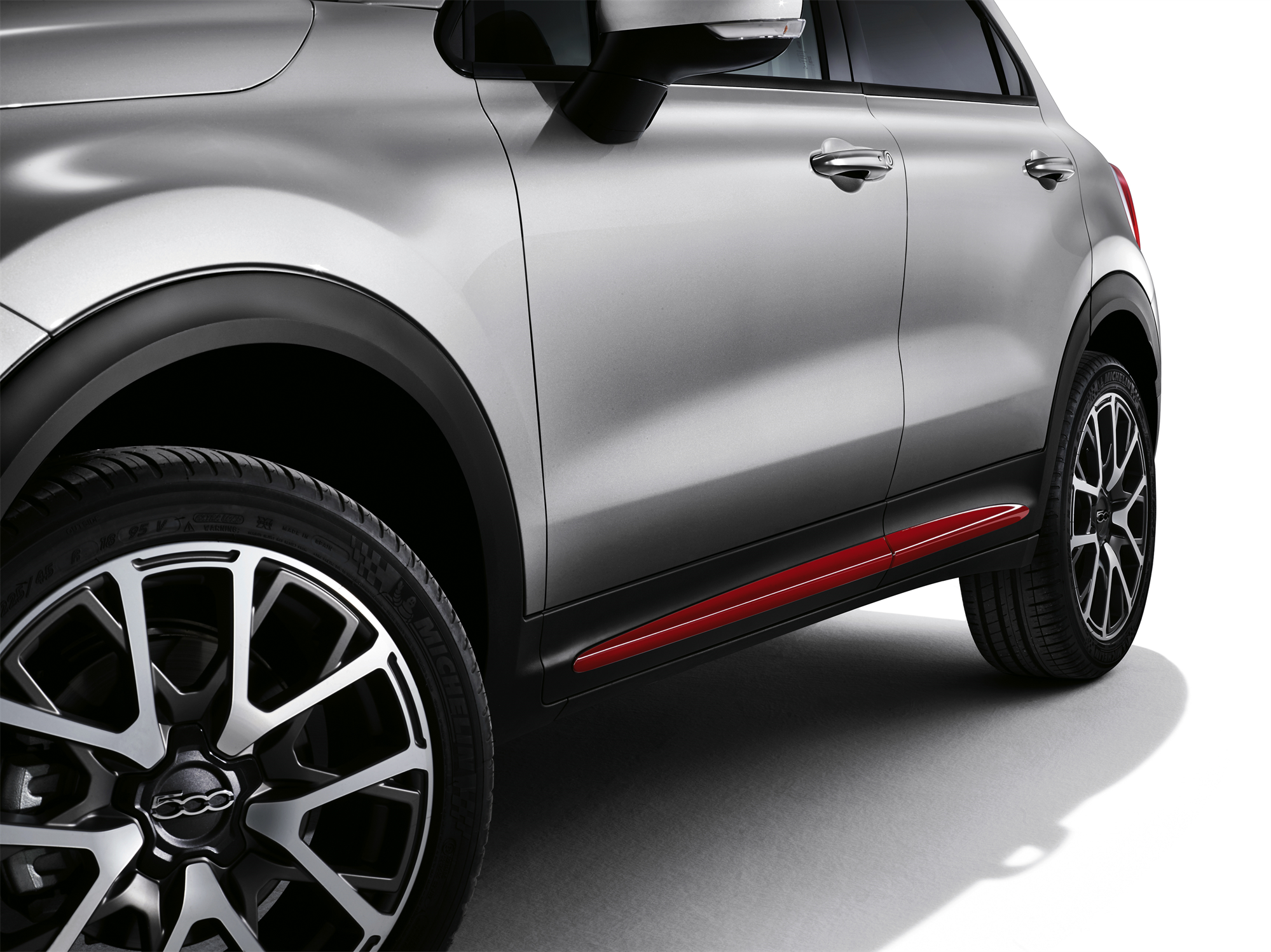 Rote Seitenabschlüsse für Türen für Fiat 500X  undefined