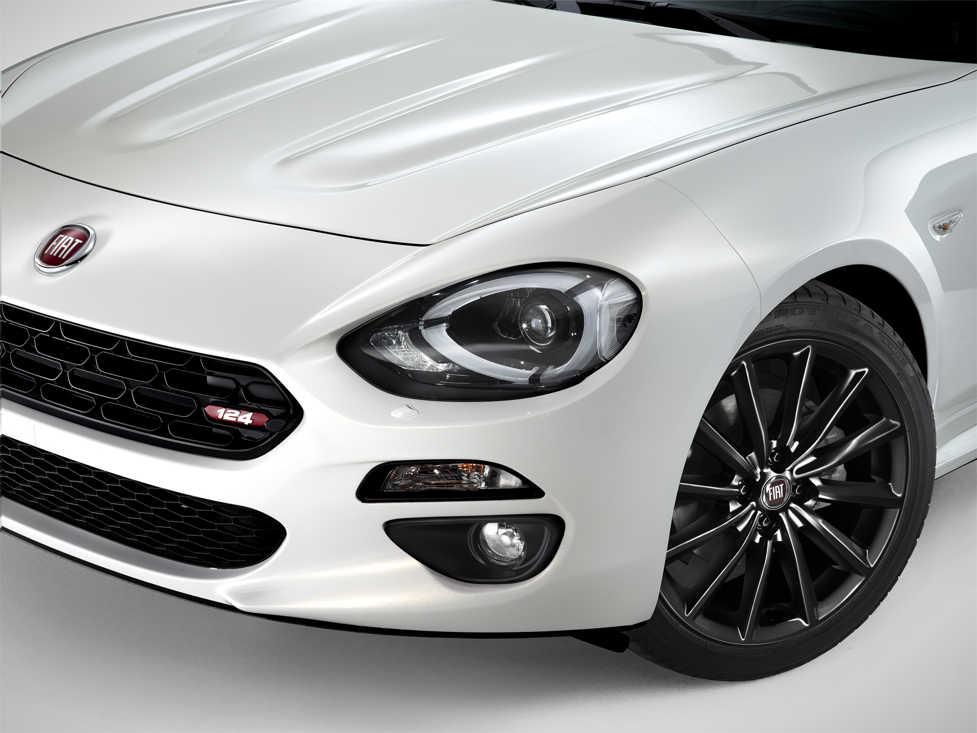 Badge Logo 124  fiat