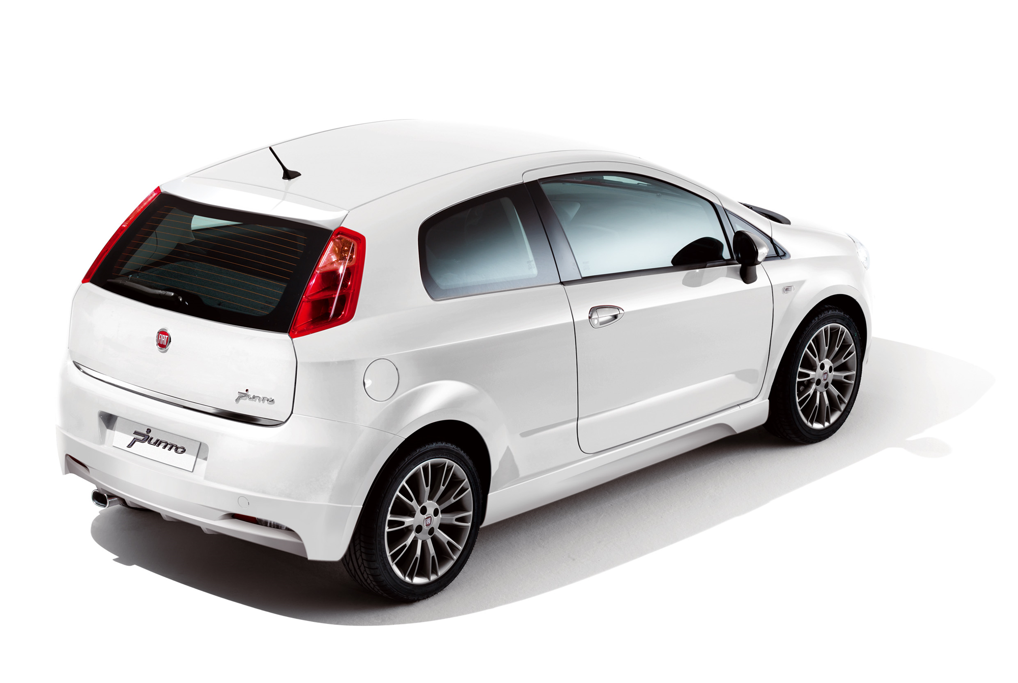 Dam paraurti posteriore  fiat