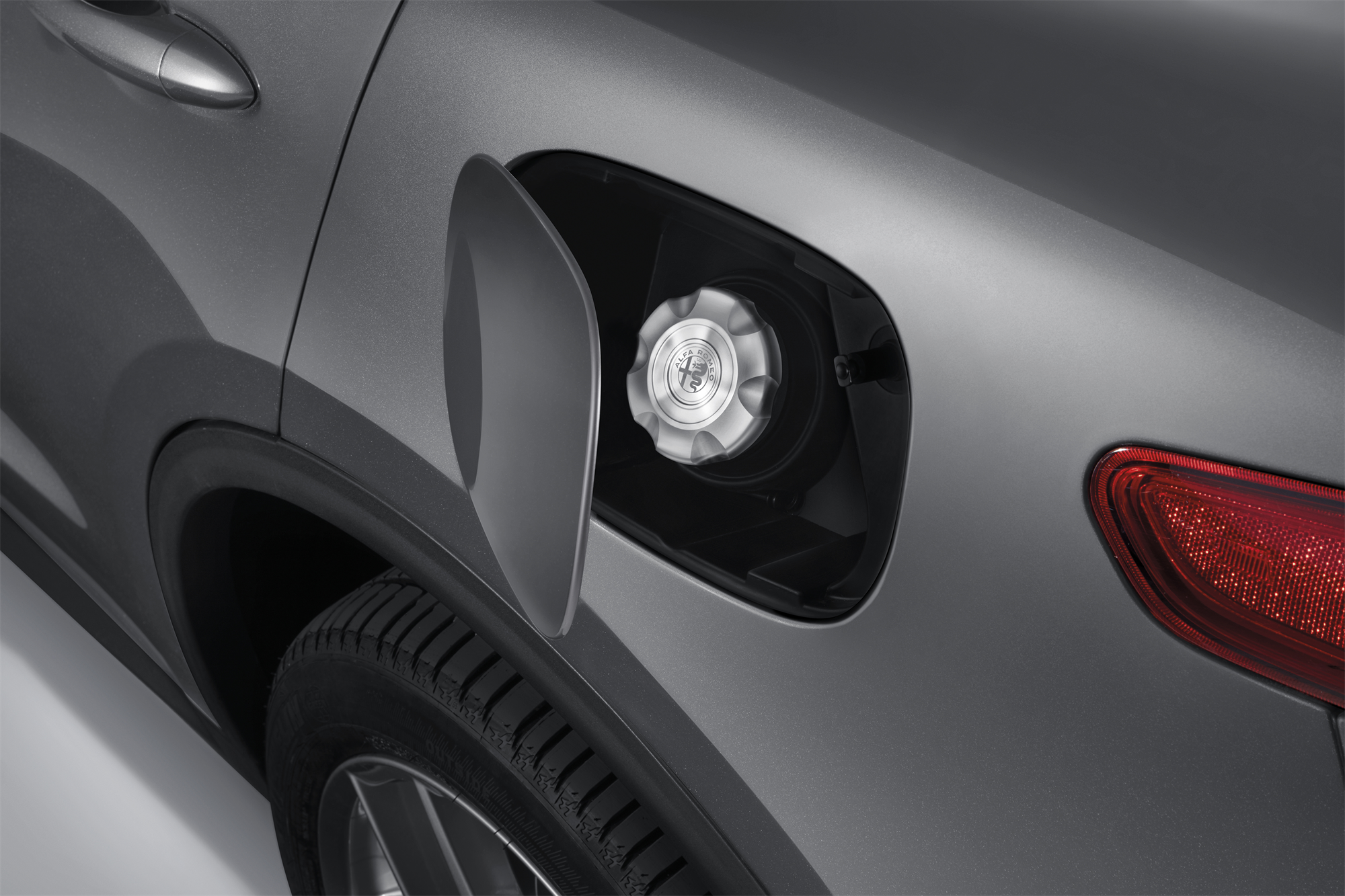 Tapa De Depósito En Aluminio. Motores Gasolina.  alfa-romeo